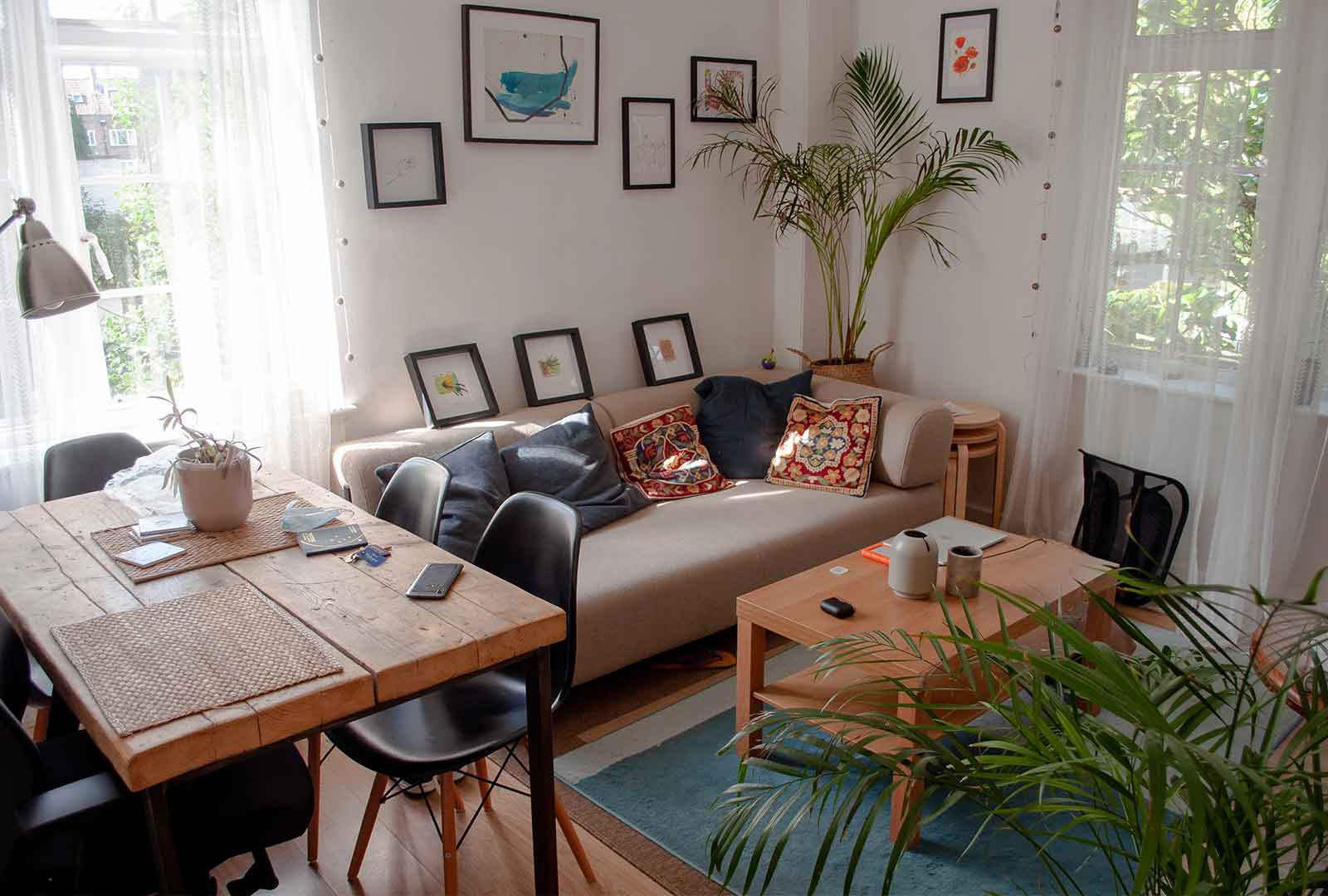 Dónde colocar el sofá en el salón de tu casa